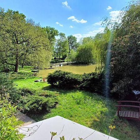 Les Grands Bois Villa Saint-Épain Exteriör bild